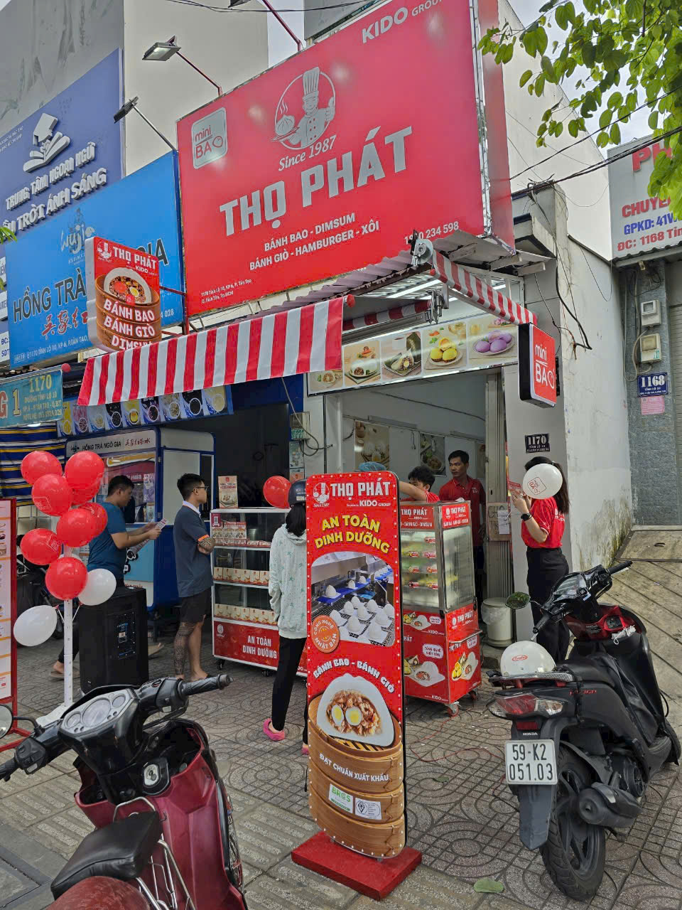 Bánh  Bao Thọ phát - Bánh giò - Hamburger  - Xôi - Hồ Văn Long